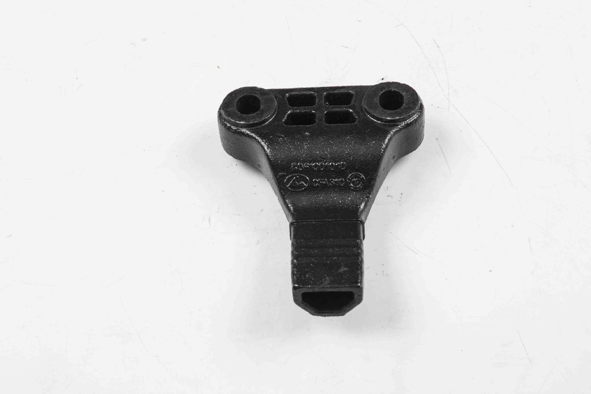 Suspension bracket